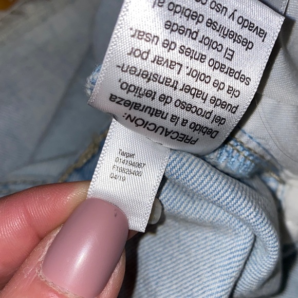 5/$50 Universal Thread Distressed Light Blue Denim Shorts Size 14 Regular - Picture 12 of 12